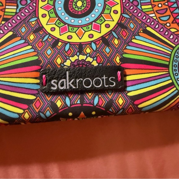Sakroots Women's Artist Circle Flat Crossbody, Rainbow Wanderlust - Picture 2 of 12